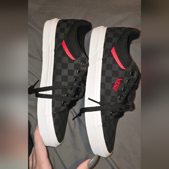 Vans mens size 7 - Picture 4 of 8